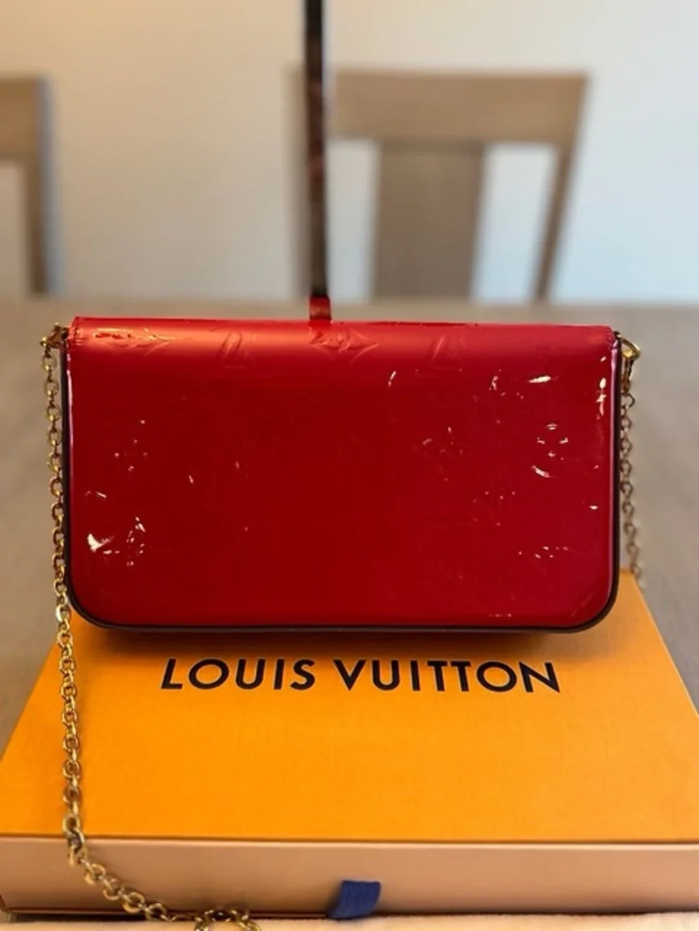 Louis Vuitton Red Vernis Envelope Crossbody with Gold Chain Authentic